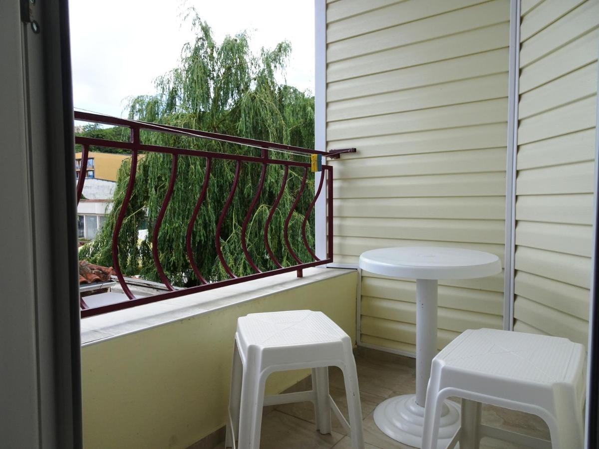 كرانيفو Hotel Niko المظهر الخارجي الصورة