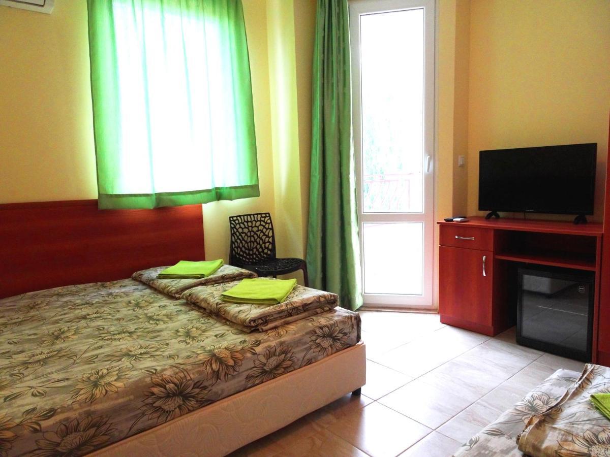 كرانيفو Hotel Niko المظهر الخارجي الصورة