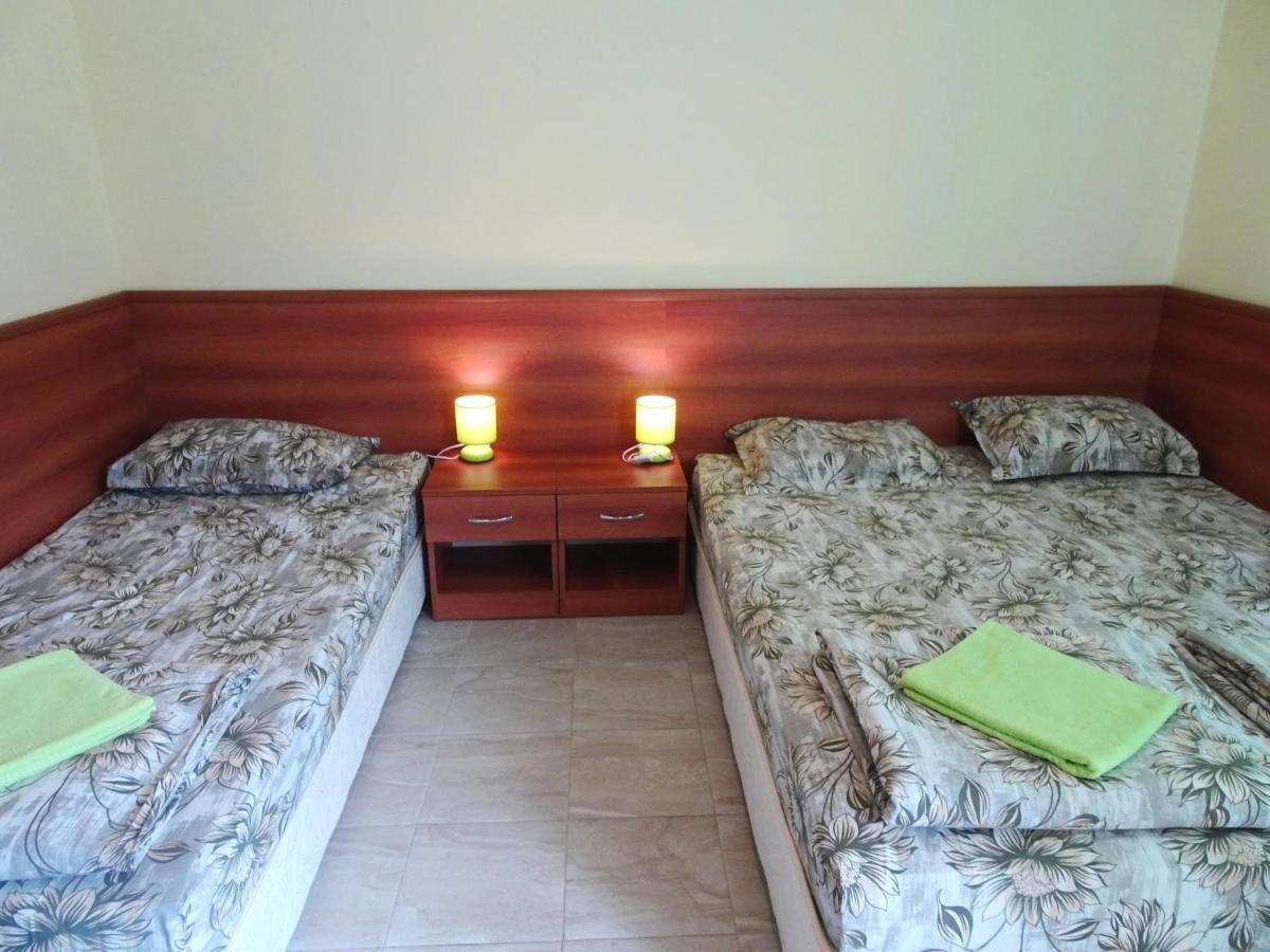 كرانيفو Hotel Niko المظهر الخارجي الصورة