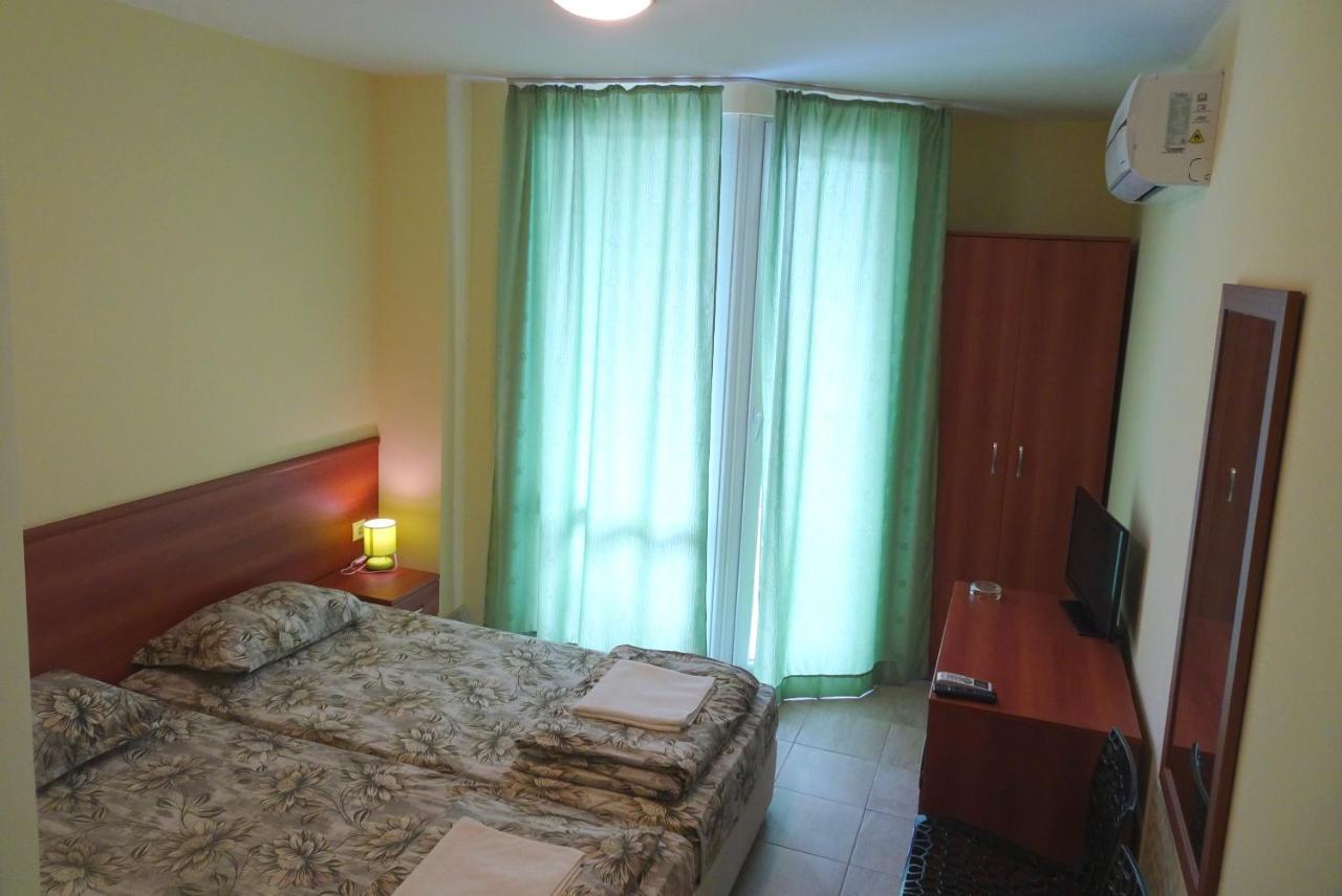 كرانيفو Hotel Niko المظهر الخارجي الصورة