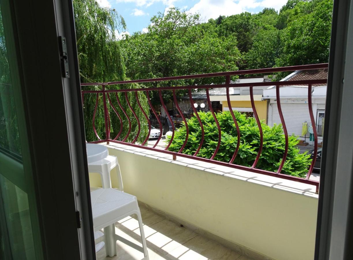 كرانيفو Hotel Niko المظهر الخارجي الصورة