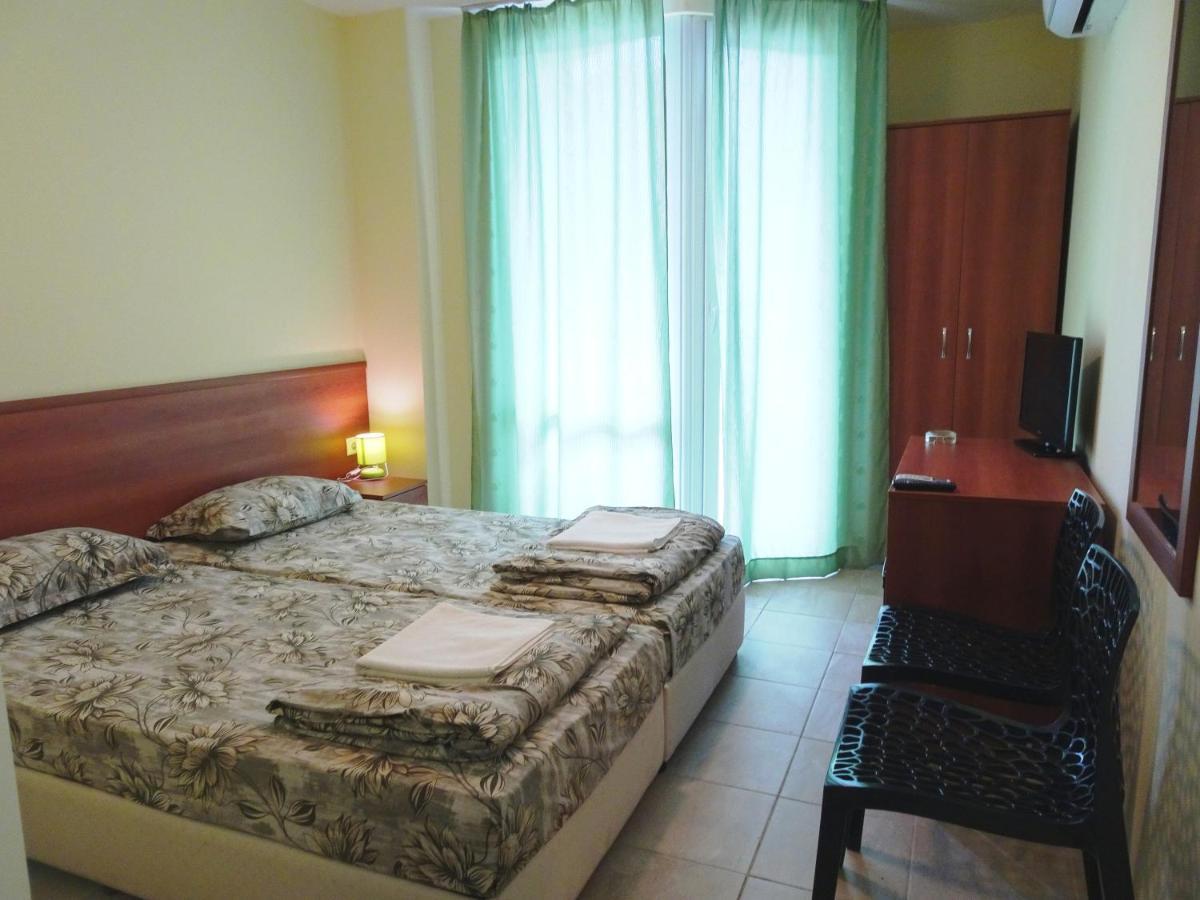 كرانيفو Hotel Niko المظهر الخارجي الصورة
